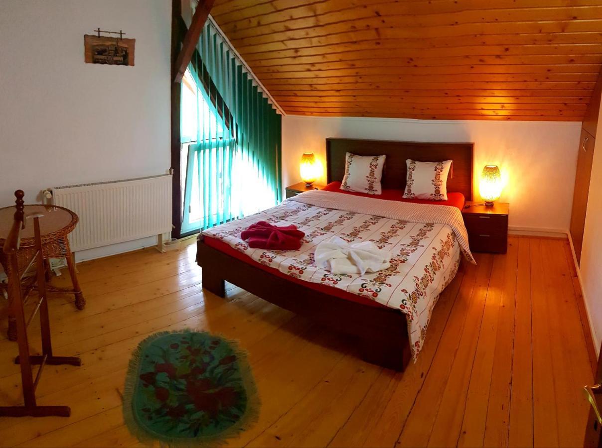 Home Away From Home Gura Rîului 外观 照片
